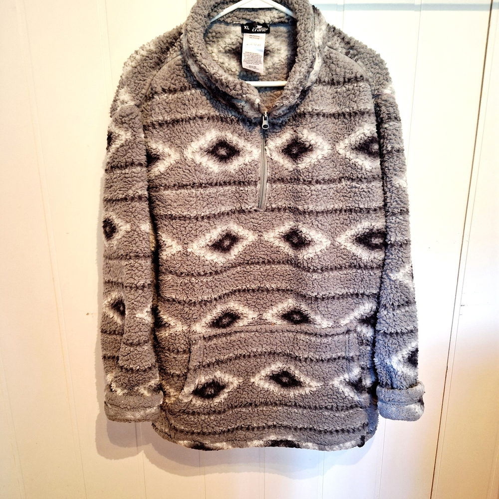 Crane Gray Patterned Sherpa Jacket Pull Over Size XL Very Good Condition